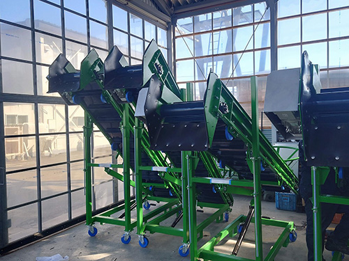 搬送機器